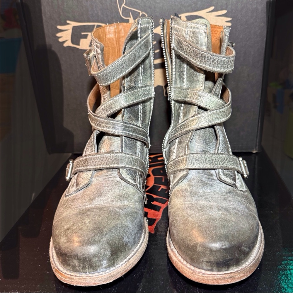 Freebird by Steven Raine Ankle Boots size 9 - Picture 2 of 12